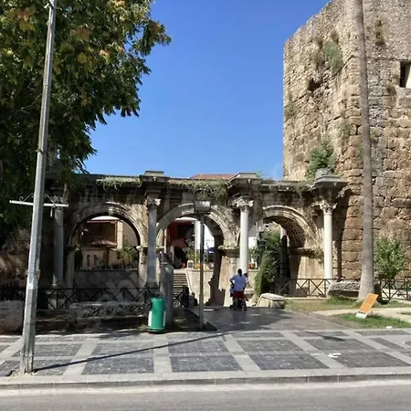 شقة Antalya古城中心公寓出租 أنطاليا